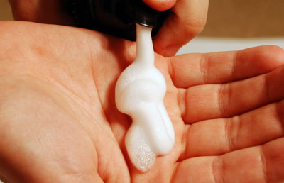 TRESemmé FreshStart Waterless Foam Shampoo (foam formula)