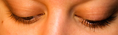 Bare eye (left), Mascara (right)