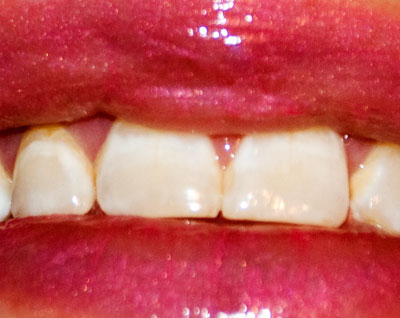 Fuchsia on the lips