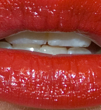 L'oreal Infallible Lipcolour "Beyonce Red" (up close)