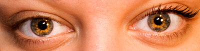Bare eye (left), DiorShow Maximizer + Mascara (right)