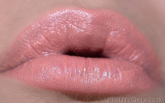 Revlon Iconic Lipstick in "Jungle Peach"