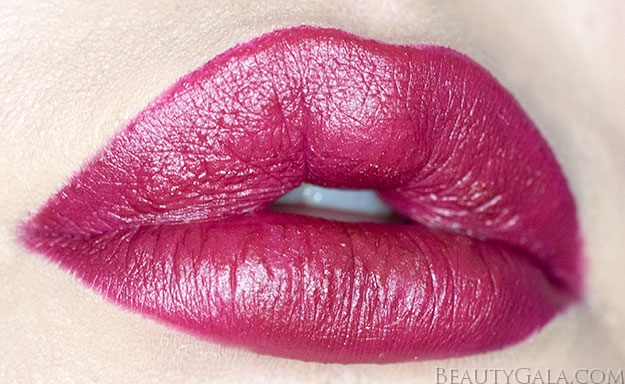 Maybelline Smoking Red 